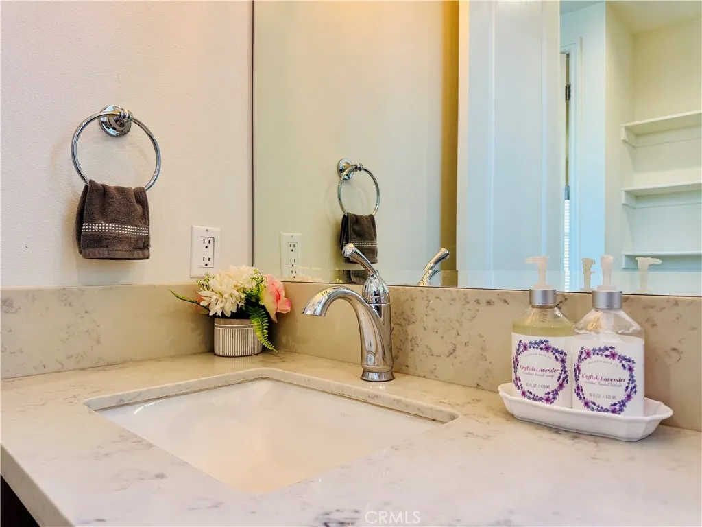 118 N Allen Avenue 2, Pasadena, California 91106 home-pic-31